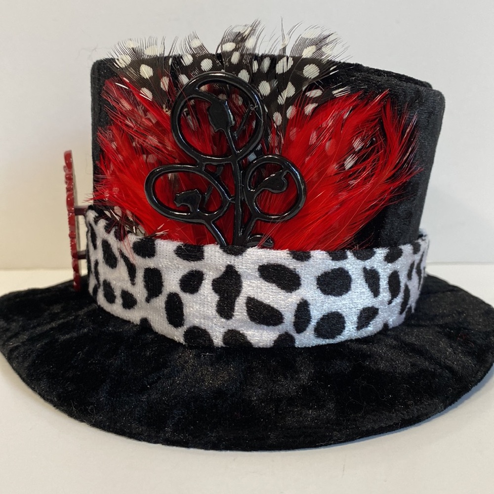 CRUELLA DE VIL MINI TOP HAT DISNEY PARKS - Picture 5 of 16